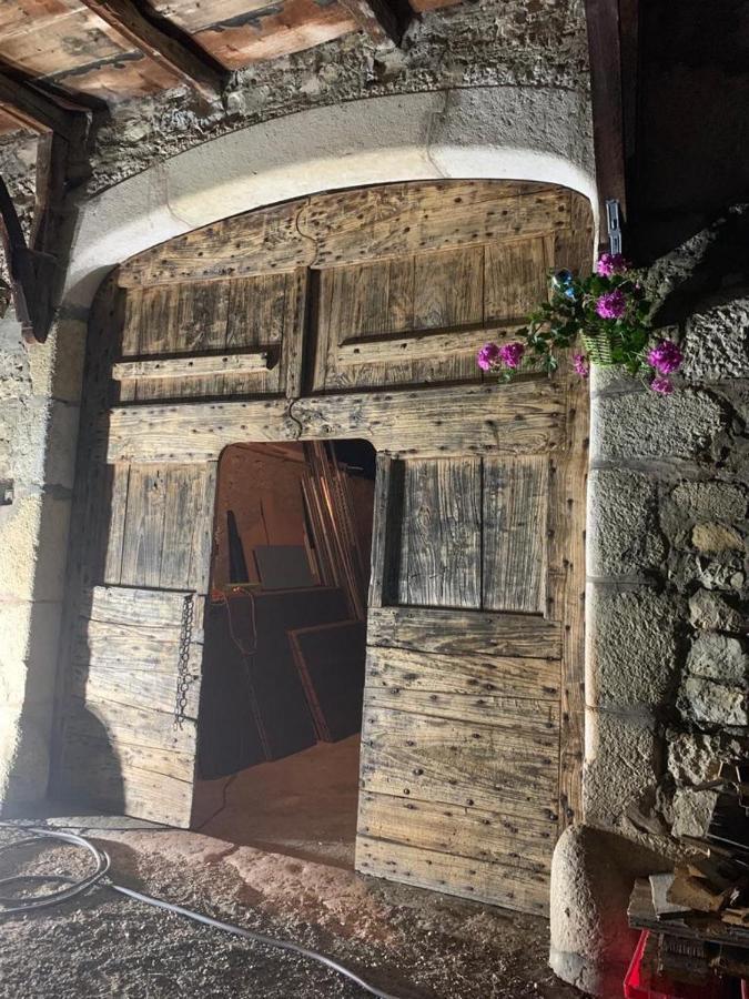 Chambres D'Hotes Des Deux Lacs Ceyzerieu Exterior foto